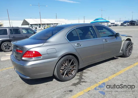 2003 BMW 745Li z USA, uszkodzony, nr VIN WBAGN63493DR10242